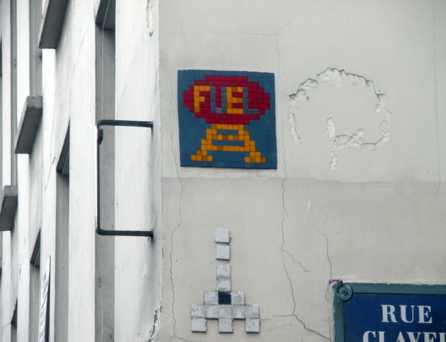  by Space Invaders in Paris