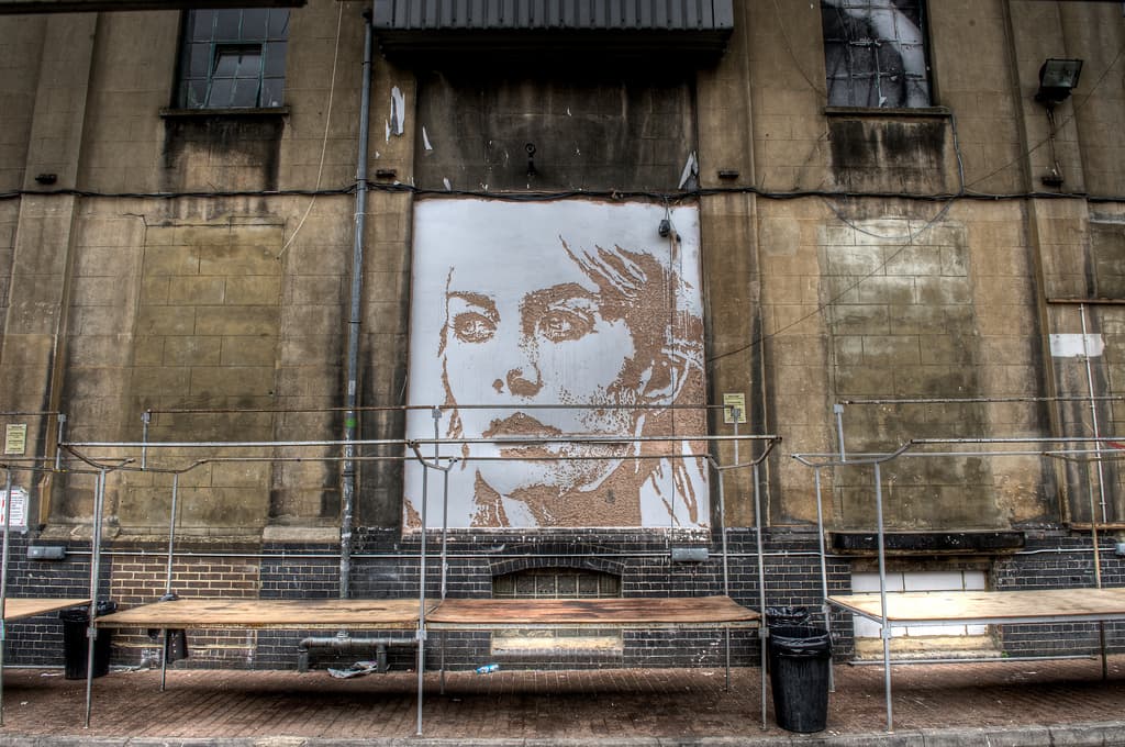  by Vhils in London