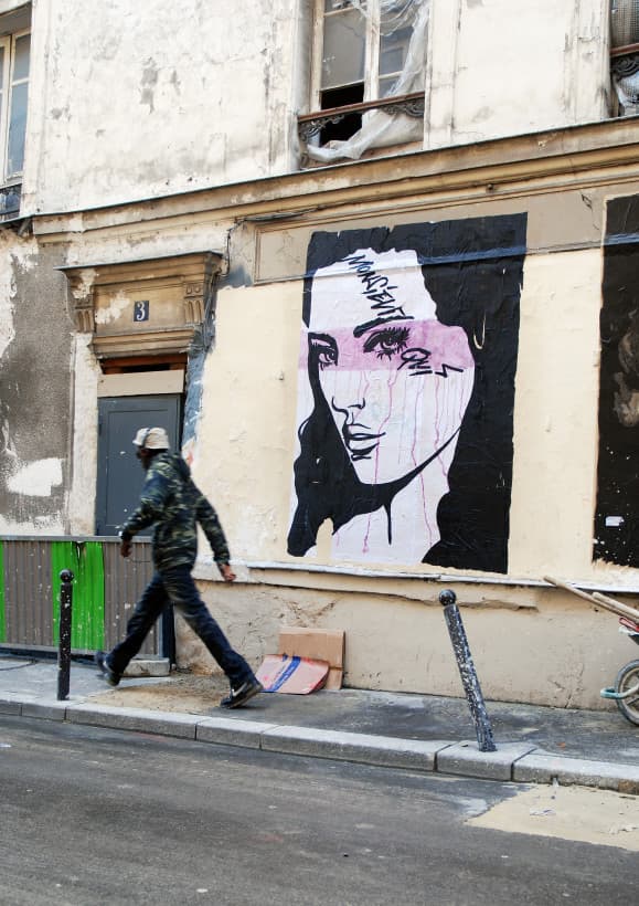  by Monsieur Qui in Paris