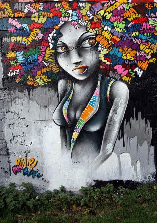  by Vinie in Paris