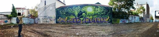  by Seyb in Bondy